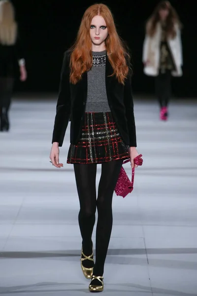 Look 7